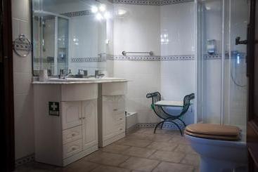 تختخواب و صبحانه Quinta Soria Moria