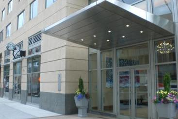 Global Luxury Suites Fenway