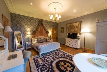 هتل Eden Mansion