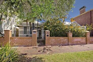 הוסטל Myozexp Palmerston Lodge