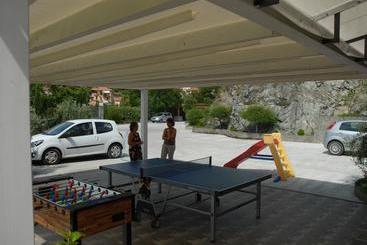 تختخواب و صبحانه Bed&Breakfast Villa Luisa