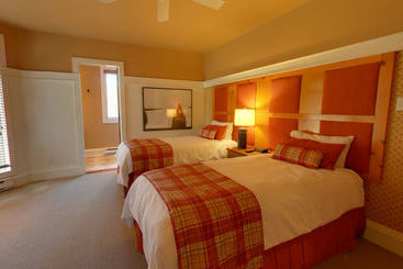 استراحتگاه Hilton Grand Vacations Club Tremblant Canada