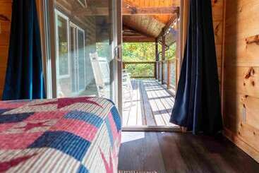 茅舍 Indoor Pool And Sweeping Views
