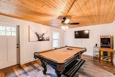 茅舍 Peaceful Mt Juliet Cabin W/ Hot Tub & Fire Pit