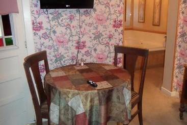 تختخواب و صبحانه Bridgeford House