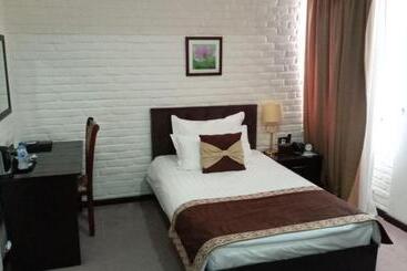 فندق Rest & More By Dedeman, Navoiy