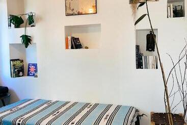 ベッドアンドブレックファースト Guest House Folk Inn