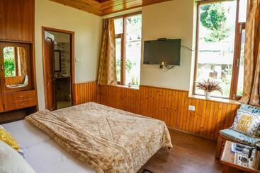 호텔 The Vaikunth Mcleodganj # Centrally Heated & Air Cooled # Scenic Mountain View # Big Parking # On Ma