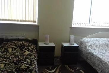 Yasmina Hostel