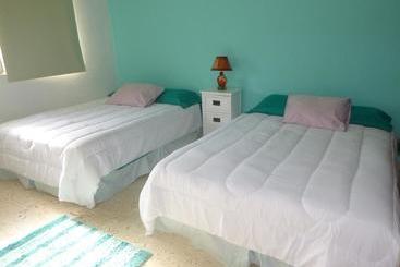 تختخواب و صبحانه La Perla De Farallon