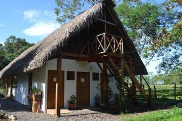 تختخواب و صبحانه Naturalmente Boutique Bungalows Y Cocina Mediterránea