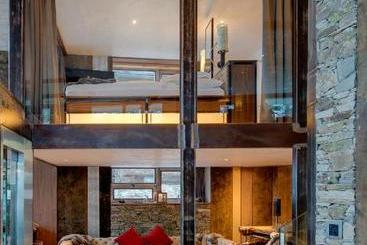 Backstage Hotel Serviced Apartments
