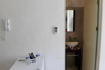 Suite 24  Boutique By Xperience S