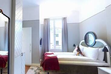فندق The Apartments Company   The Sweet