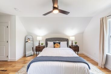 بيت ريفى Luxuriously Lakeside By Avantstay | Lakefront Retreat