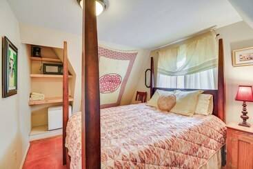 Сельский дом Mystical Crestone Home Near Great Sand Dunes!