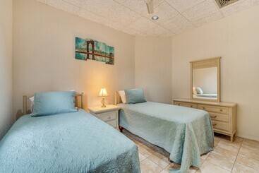 بيت ريفى Lanai, Hot Tub & Pool: Haines City Retreat!