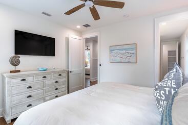 Сельский дом Knot For Reel By Avantstay Walk To Beach Pool + Hot Tub