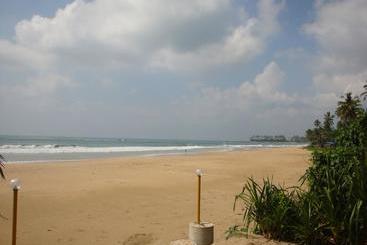 هتل Villa Jayananda