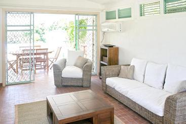 Villa Elegante A Saint Francois 75 M² Piscine Privee