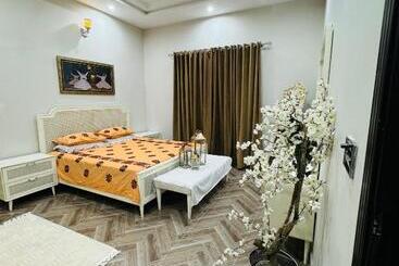 پانسیون Stay With Talha