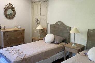 住宿加早餐  Chambres D Hôtes De La Villa Les Rosiers   Eglantine