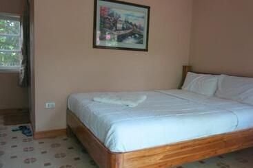پانسیون จันทรา รีสอร์ต เอราวัณ Jantra Resort Erawan Kanchanaburi
