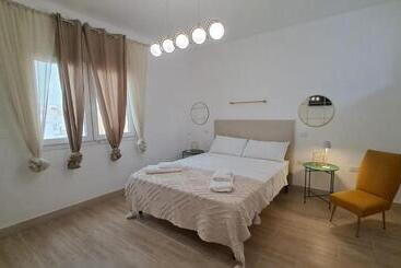 Пансион Isid Oro Rooms