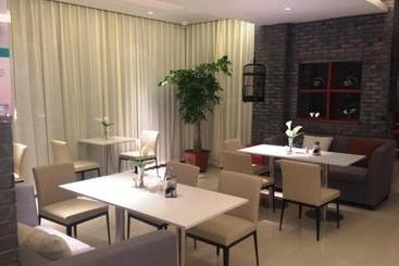 هتل Jinjiang Inn Jiujiang Internation Exhibition Center