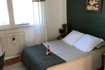 بنسيون Sangatte Guest House   Studio Terrace   Seafront