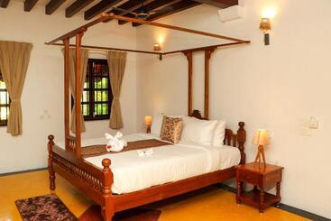 리조트 Franco Tamil Villas