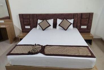 Nandi Farm Resort &