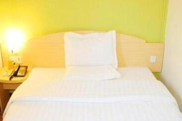 בית מלון כפרי 7 Days Inn Anqiu Qingyun Mountaion Branch