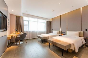 Atour Hotel Xiamen Airport Wuyuan Bay