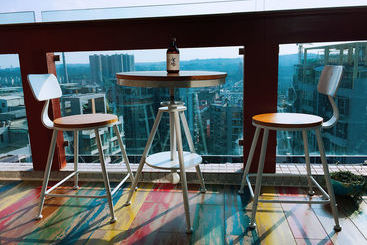 هاستل Living Art Museum Inn