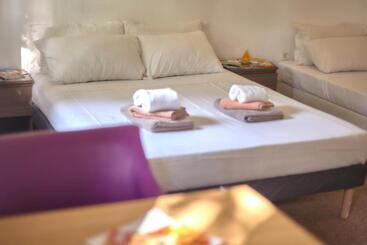 בית מלון כפרי La Voile Bleue