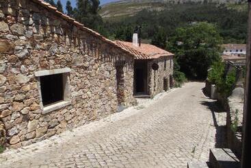 פנסיון Casa Do Ze Sapateiro