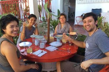 تختخواب و صبحانه Eden Villa Jacmel