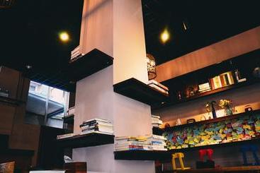 Leshan Haiyun International Youth Hostel