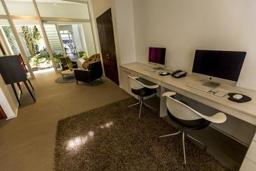 هتل Aruma  Boutique