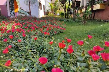 Hotel Camellia Resort & Spa