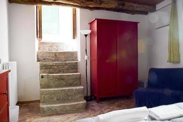 هتل My Room Old Town