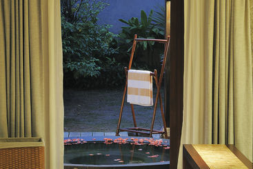 هتل Narada Resort & Spa Perfume Bay
