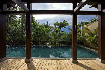 هتل Narada Resort & Spa Perfume Bay