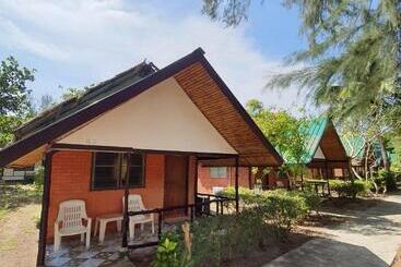 Kradan Beach Resort
