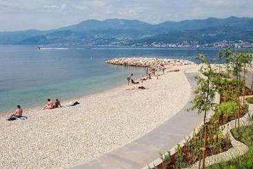 Hostel Kvarner