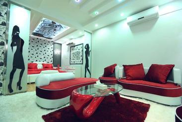 هتل Night For You Suite Apartment 1