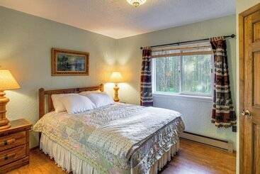 بيت ريفى Island Park Fishing Cabin   Walk To Henrys Fork!