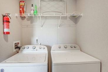 کلبه Pet Friendly Kempner Escape Near Parks & Trails!