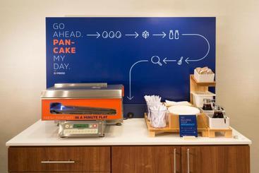 هتل Holiday Inn Express & Suites   Seattle South   Tukwila, An Ihg
